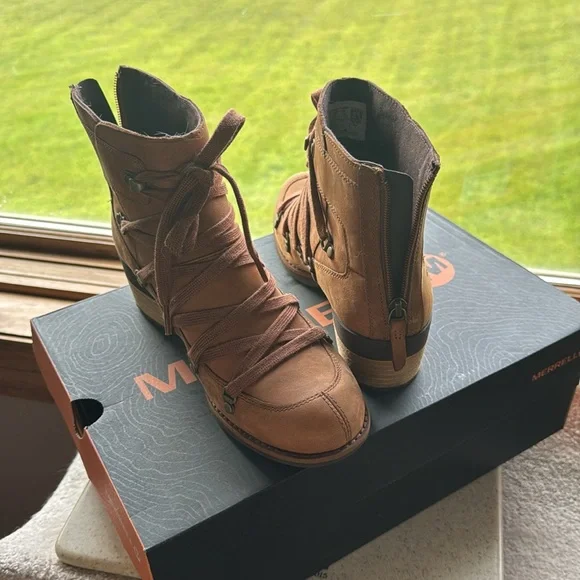 Merrell Tan Lace-Up Boots - Picture 7 of 7